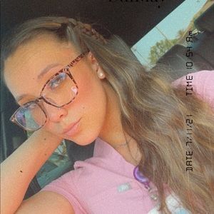 Meet your Posher, Shae